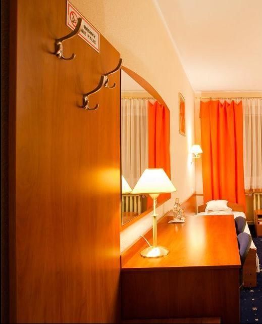 Отели типа «постель и завтрак» Villa Royal Pionki-14